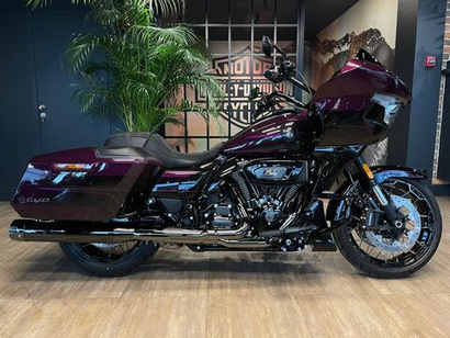 Harley-Davidson CVO Road Glide 121 (Poison Berry) 2025