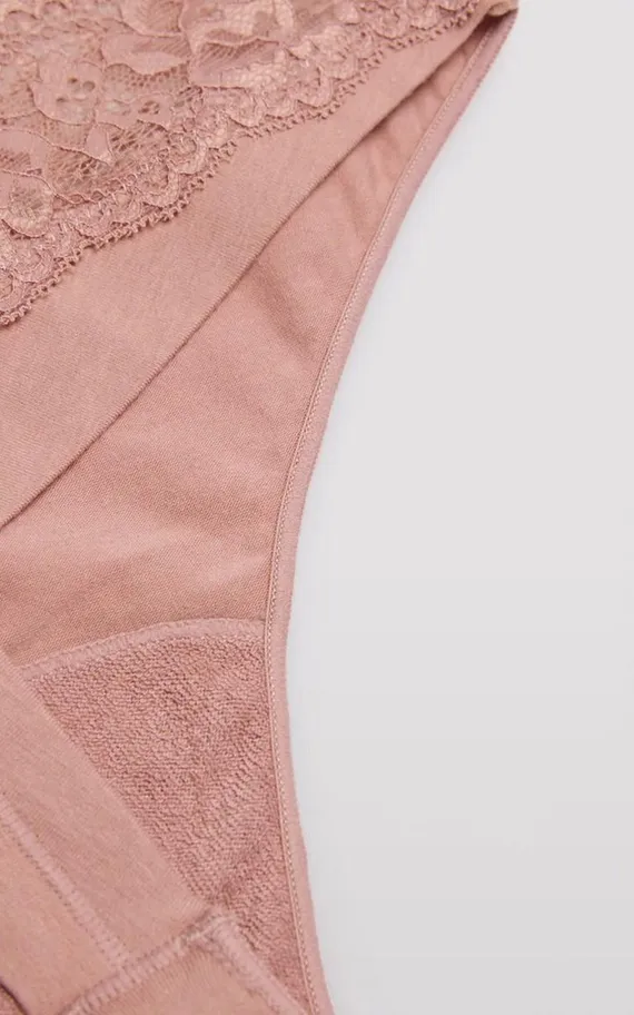 19032 Трусы стринги