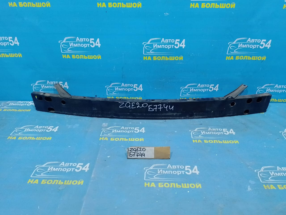 Усилитель переднего бампера TOYOTA WISH 2009-2017