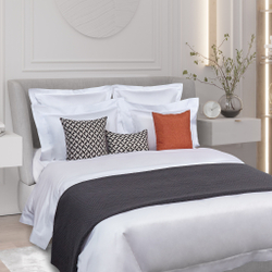 Постельное белье 1.5 спальное Сlaire Batiste Frau Smeraldo белое