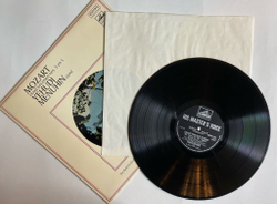 Винтажная виниловая пластинка LP Mozart vioolconcerten № 3 en 5, Yehudi Menuhin viool Иегуди Менухин (Holland 1970)