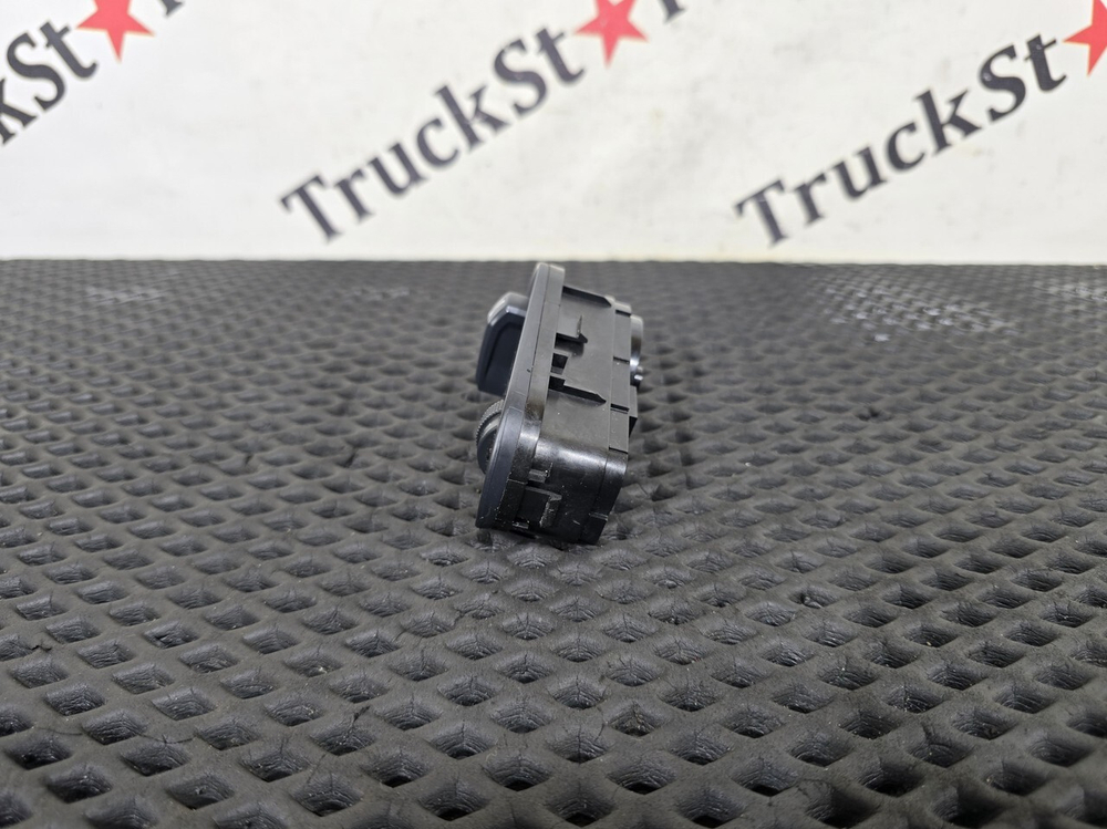 Переключатель света фар 2023г.