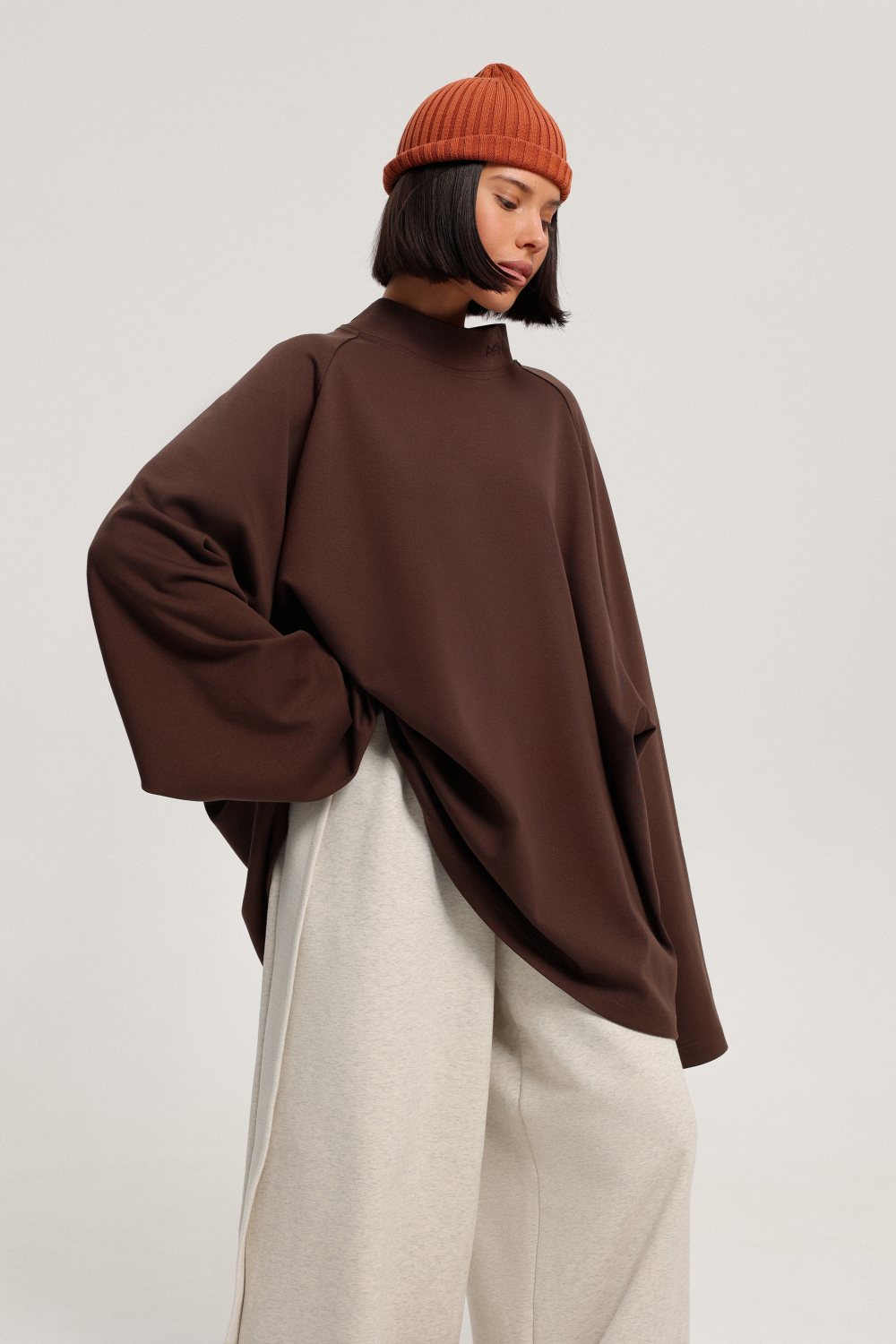 Лонгслив с кокеткой