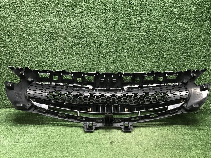 Решетка радиатора Kia XCeed (2019-2023)