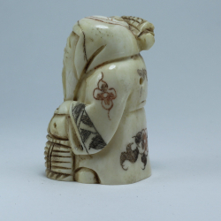 Нэцкэ Фукурокудзю с кукурузой и корзиной рыбы