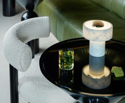 Настольная лампа Stone Portable Gold