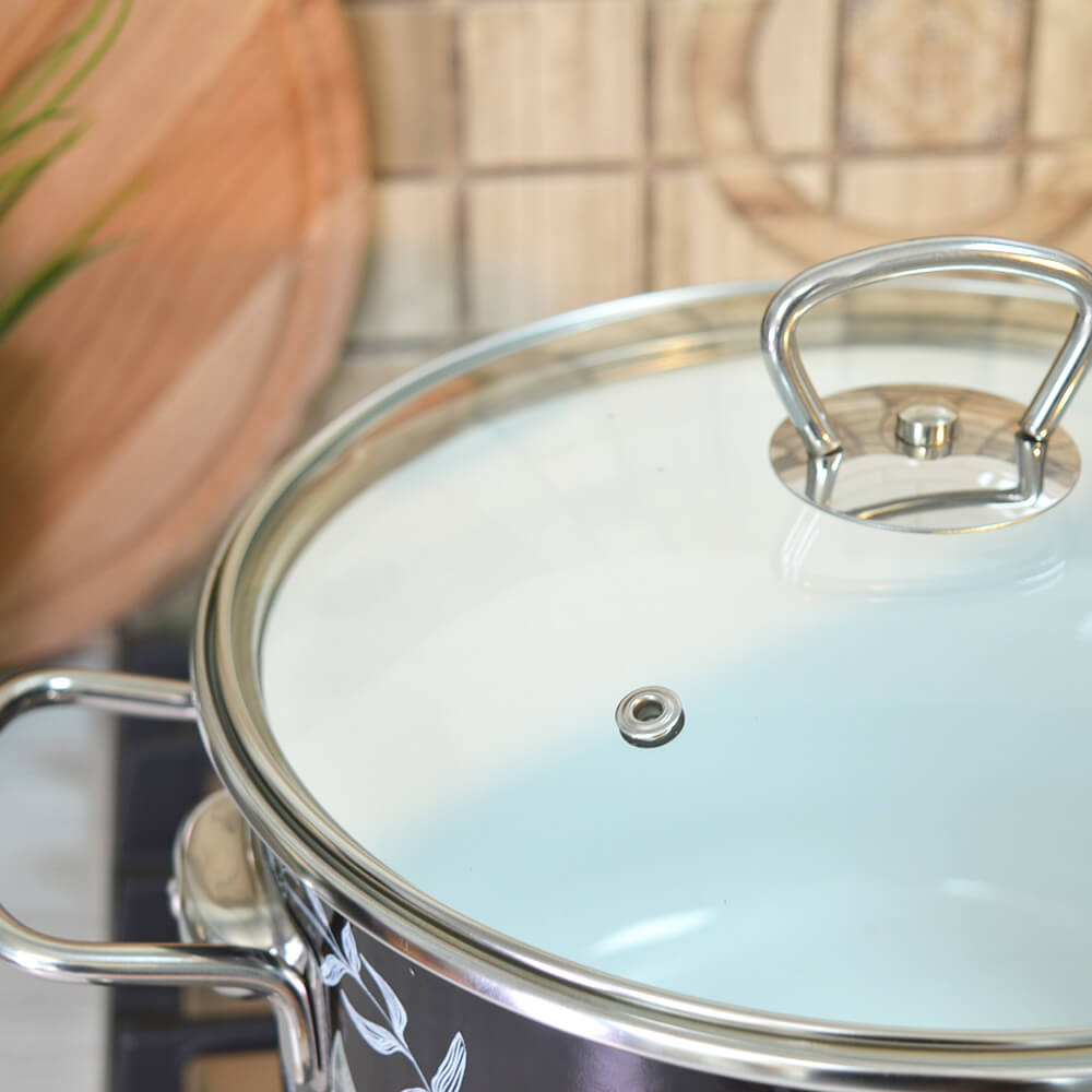 Кастрюля 5,5л "Magia" черная 8SD225S