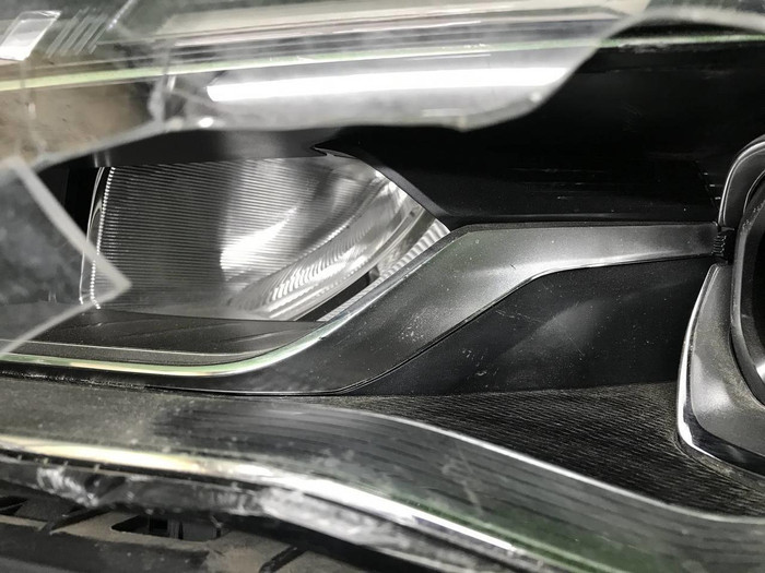 Битая Фара левая Geely Emgrand 2 (2021-н.в.) LED