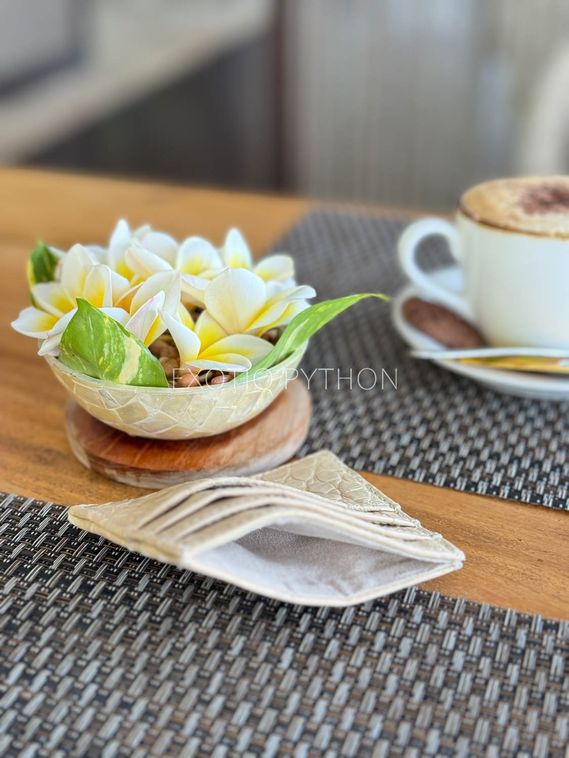 Картхолдер из кожи крокодила WA-212