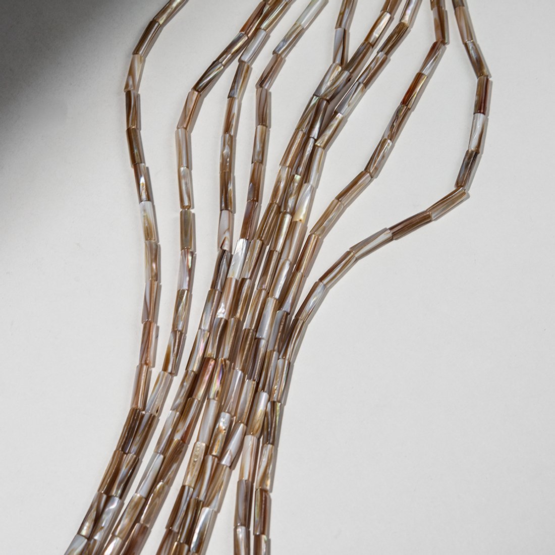 Черный перламутр морских ракушек, оттенок "Кофейный", трубочки 4*14мм