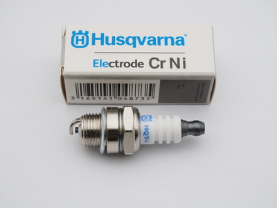 Свеча зажигания HQT-1 (M14-1.25-мм, L:54/7-мм, ключ:19, аналог Husqvarna) [Китай]