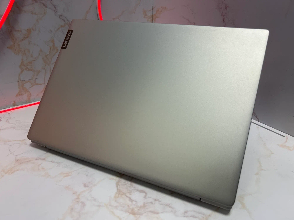Ноутбук Lenovo IdeaPad S340-14API. Конфигурация: Конфигурация: Ryzen 7 3700U/8GB/256GB/Radeon RX VEGA 10/Win 11/FHD