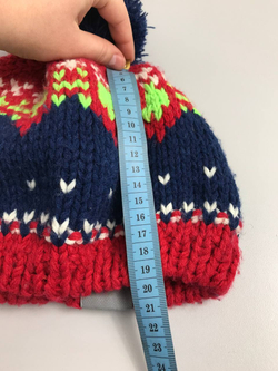 Шапка с помпоном на 10/12 лет