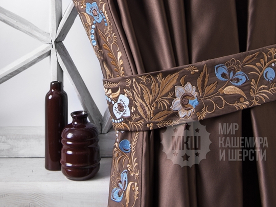 Атласные шторы с вышивкой ШАРЛИЗЗ (арт. BL01-249-04) - (200х280)х2 см. - коричневые