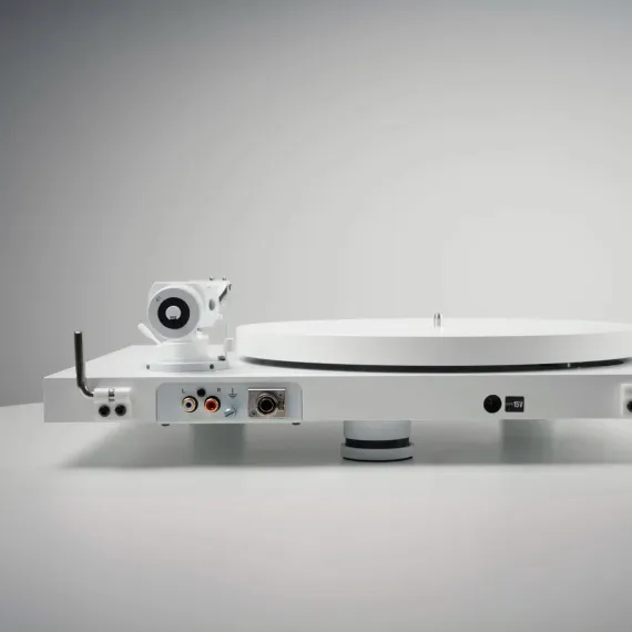 Pro-Ject Debut PRO B White Edition