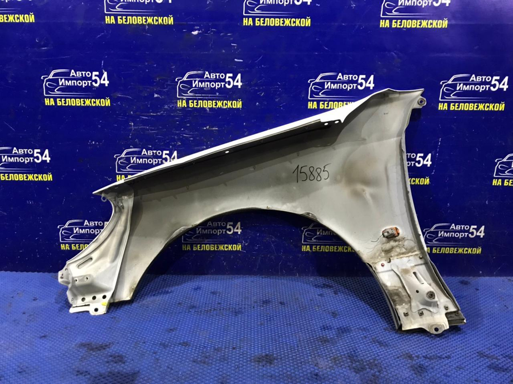 Крыло переднее правое TOYOTA ARISTO 1997–2004