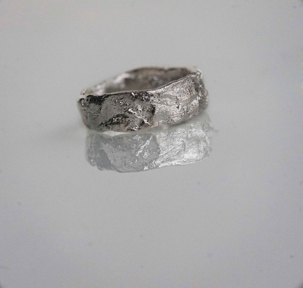 Кольцо Moon River Кора R029