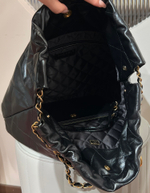 Chanel 22 Handbag
