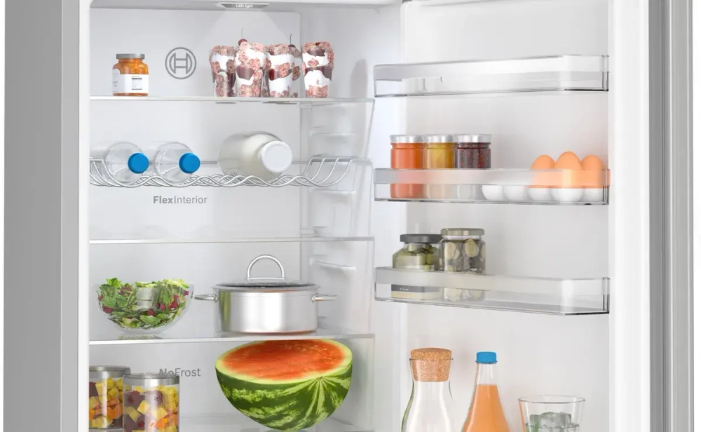 Двухкамерный холодильник Bosch KGN392LDF