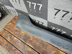 Накладка порога правого LADA Vesta 15-нв Б/У Оригинал 8450031014