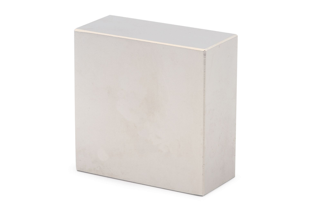 Неодимовый магнит прямоугольный 55х55х25 мм