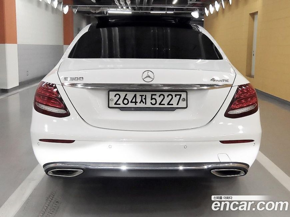 Mercedes-Benz E-Class W213 E300 4MATIC Exclusive (09.2019)