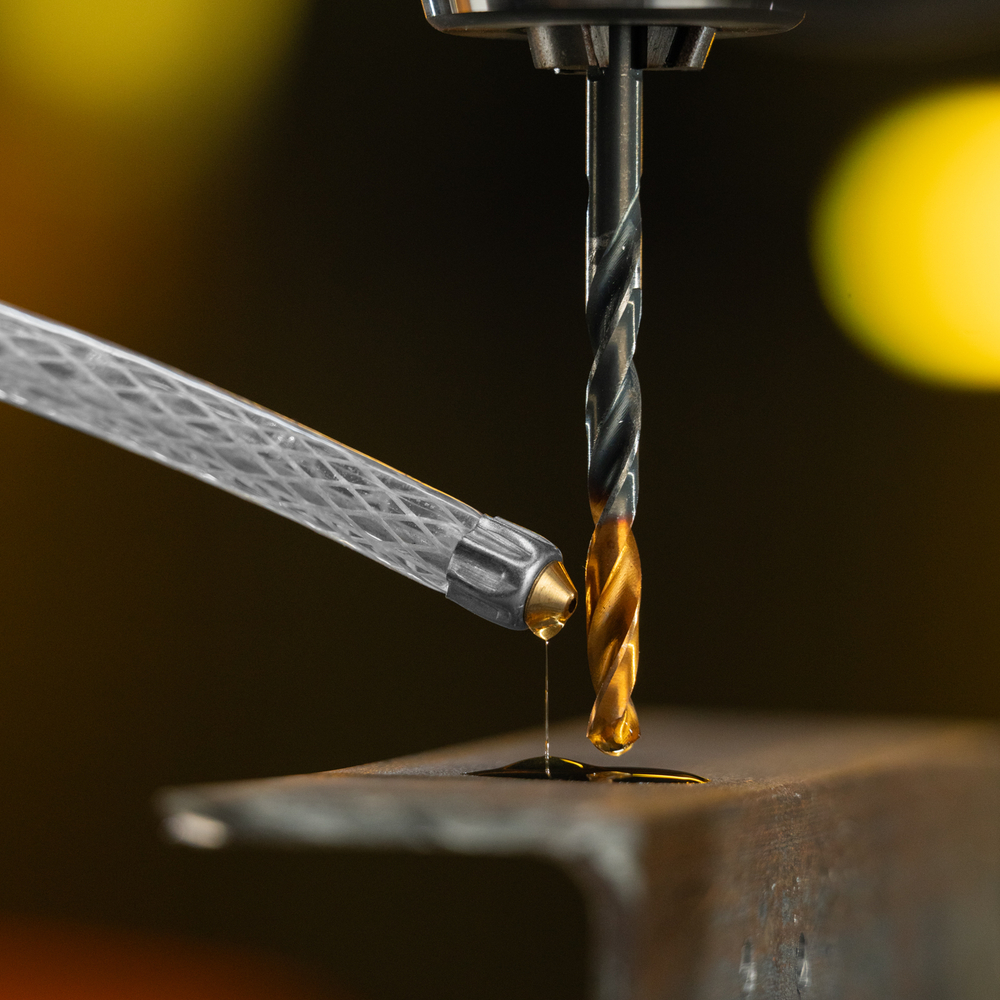 Масленка-нагнетатель, металлический корпус, 0,3 л, гибкий наконечник Denzel