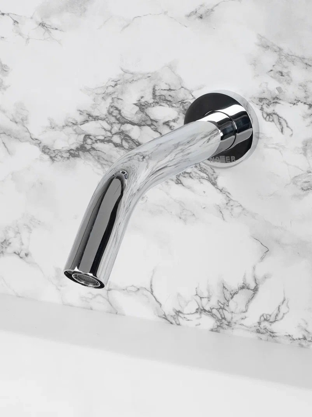 Кран сенсорный настенный Luxmatic 07265.B