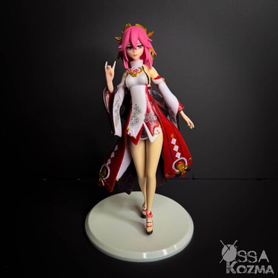 Фигурка Яэ Мико