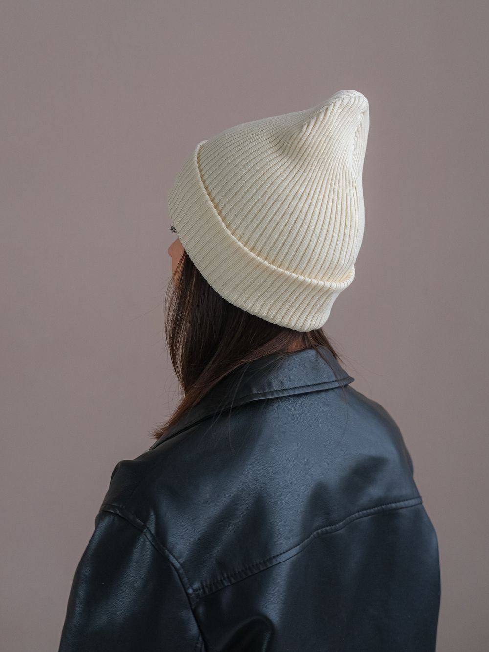 Шапка вязаная весенняя/осенняя МУЛА (МОЛОКО)