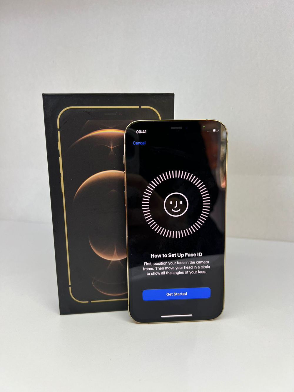 Apple iPhone 12 Pro 256Gb Б/У Золотой