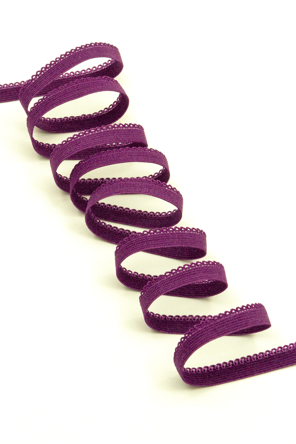 Резинка бельевая фиолетовая ажурная 9 мм без учета фестона
