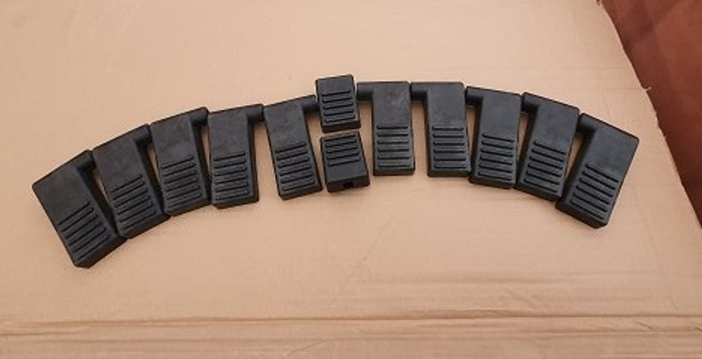 DL20-2 Пластиковая педаль (малая средняя)