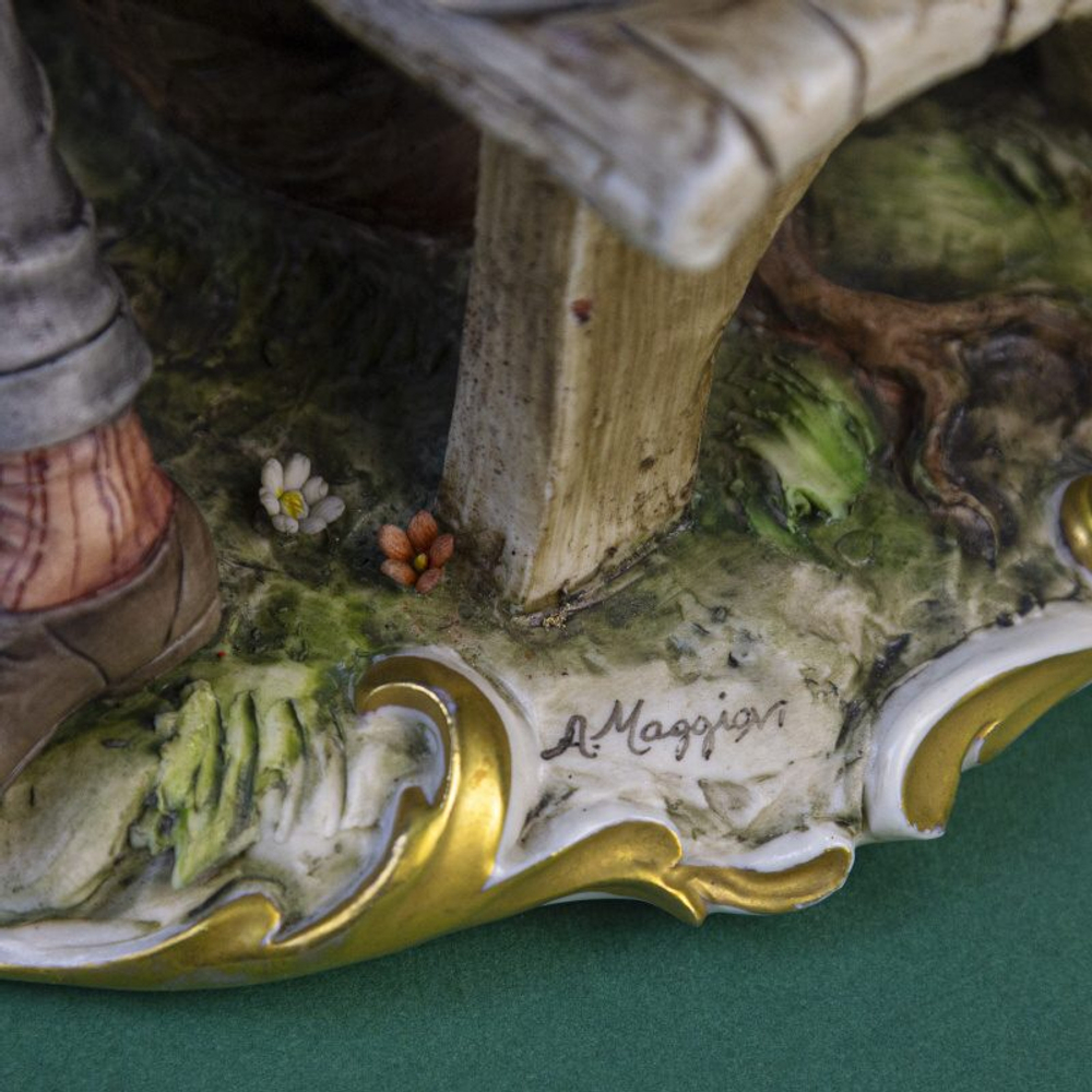 Фарфоровая мануфактура Capodimonte «Игра в карты»