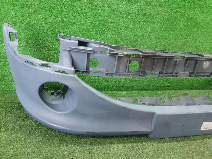 Бампер передний Peugeot 1007 (2005-2009)