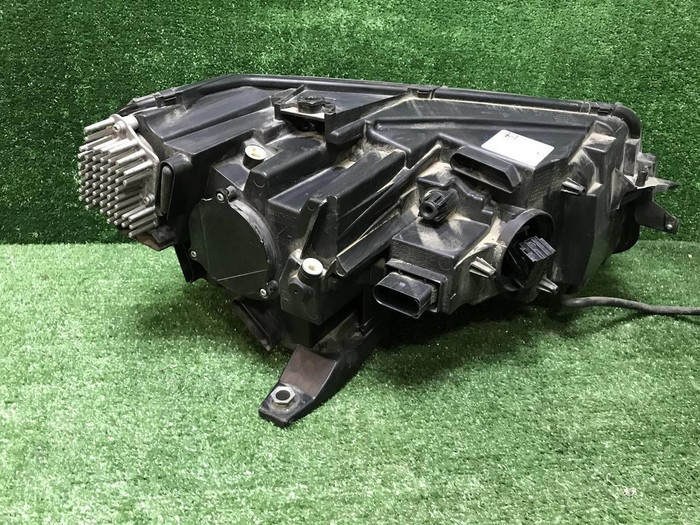 Фара левая VW Taos (2020-н.в.) LED