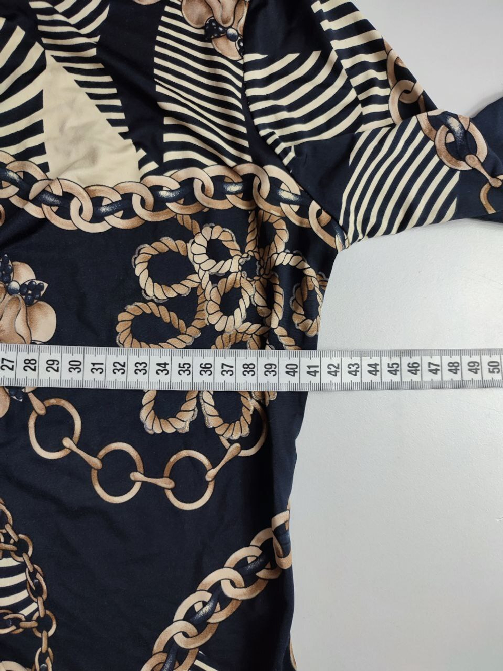 Джемпер модный 44 размер