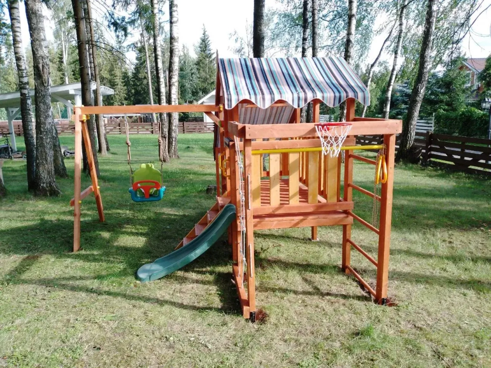 Деревянная игровая площадка для малышей Baby - 12 (Play) Priority