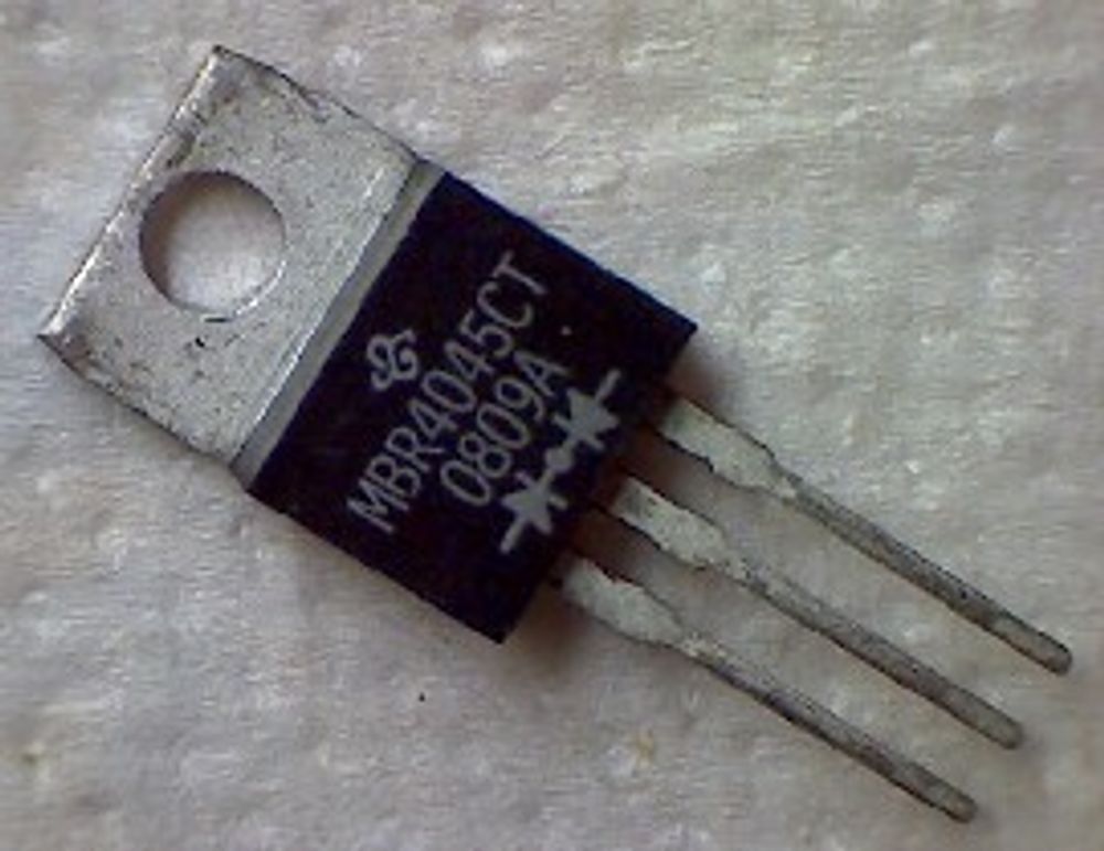 MBR4045CT (TO220)