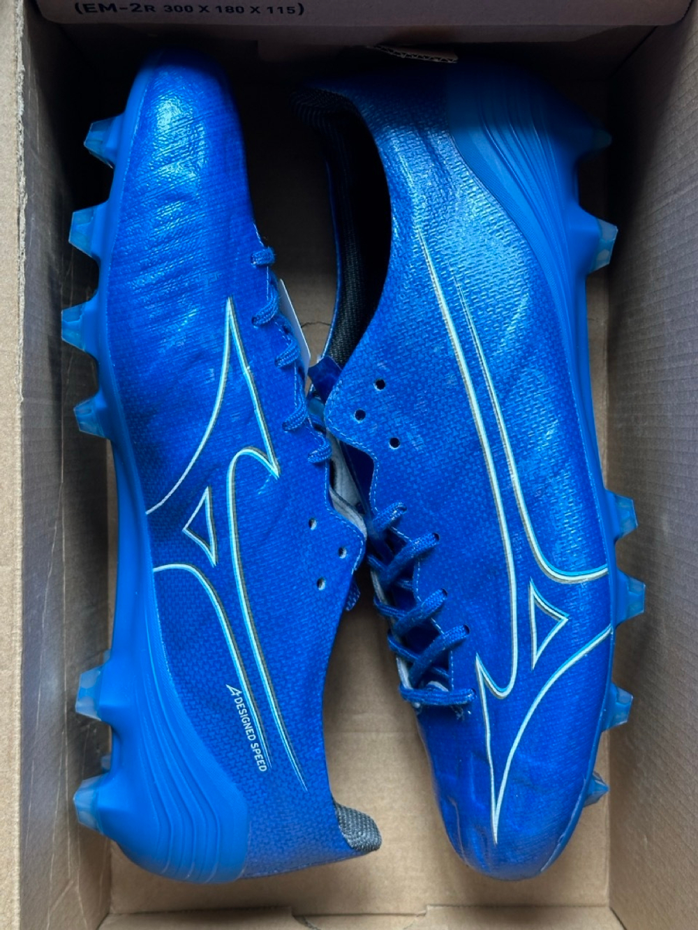 Mizuno blue hotsell