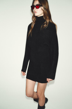 ZARA КОРОТКОЕ МЯГКОЕ ТРИКОТАЖНОЕ ПЛАТЬЕ, ЧЕРНЫЙ