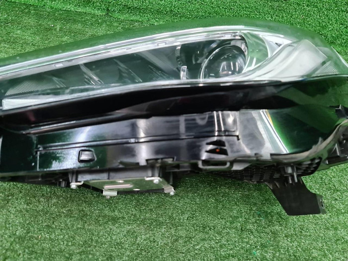 Фара левая Infiniti QX50 2 (2017-2025) LED