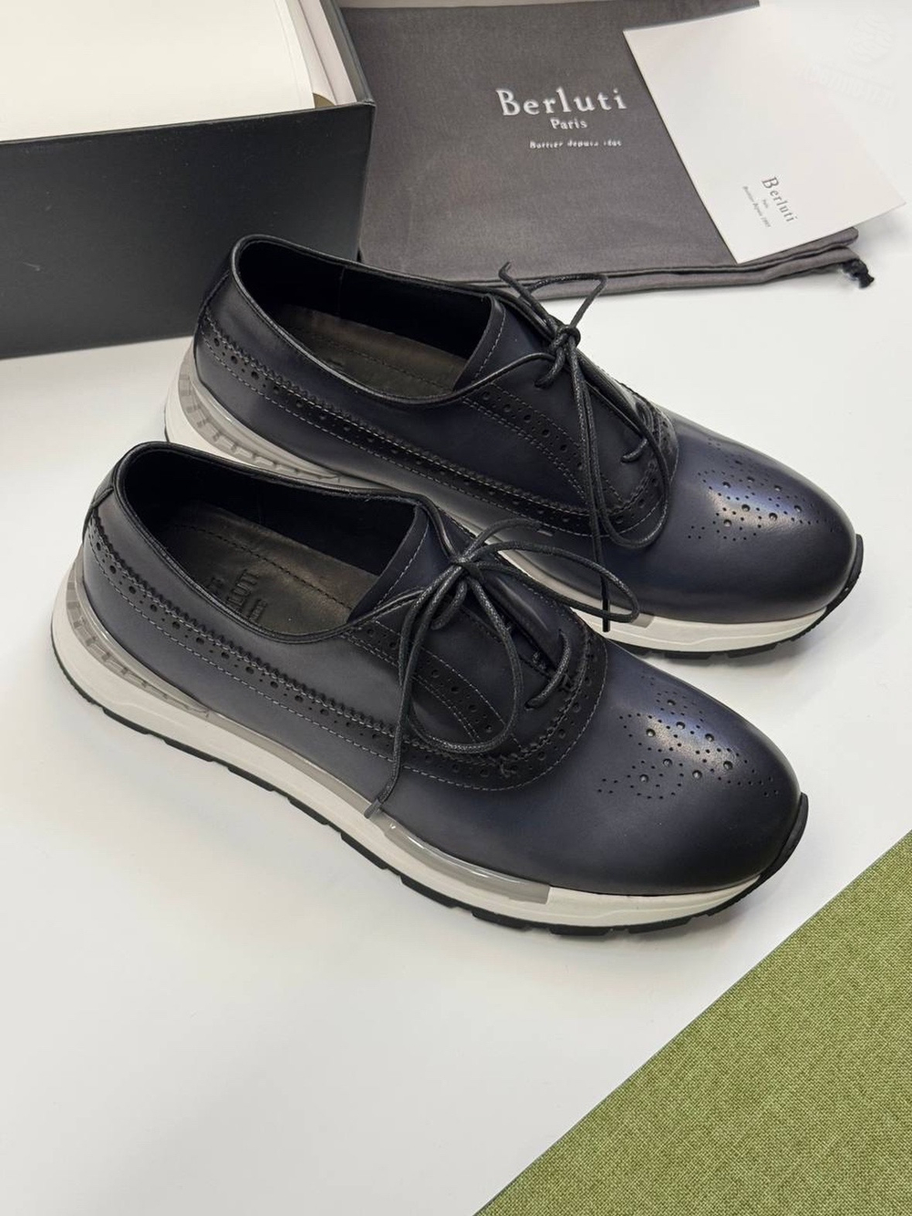Кроссовки Berluti