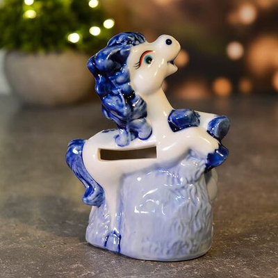 Фигурка Символ года 2026 "Бело-голубые лошадки" 11см