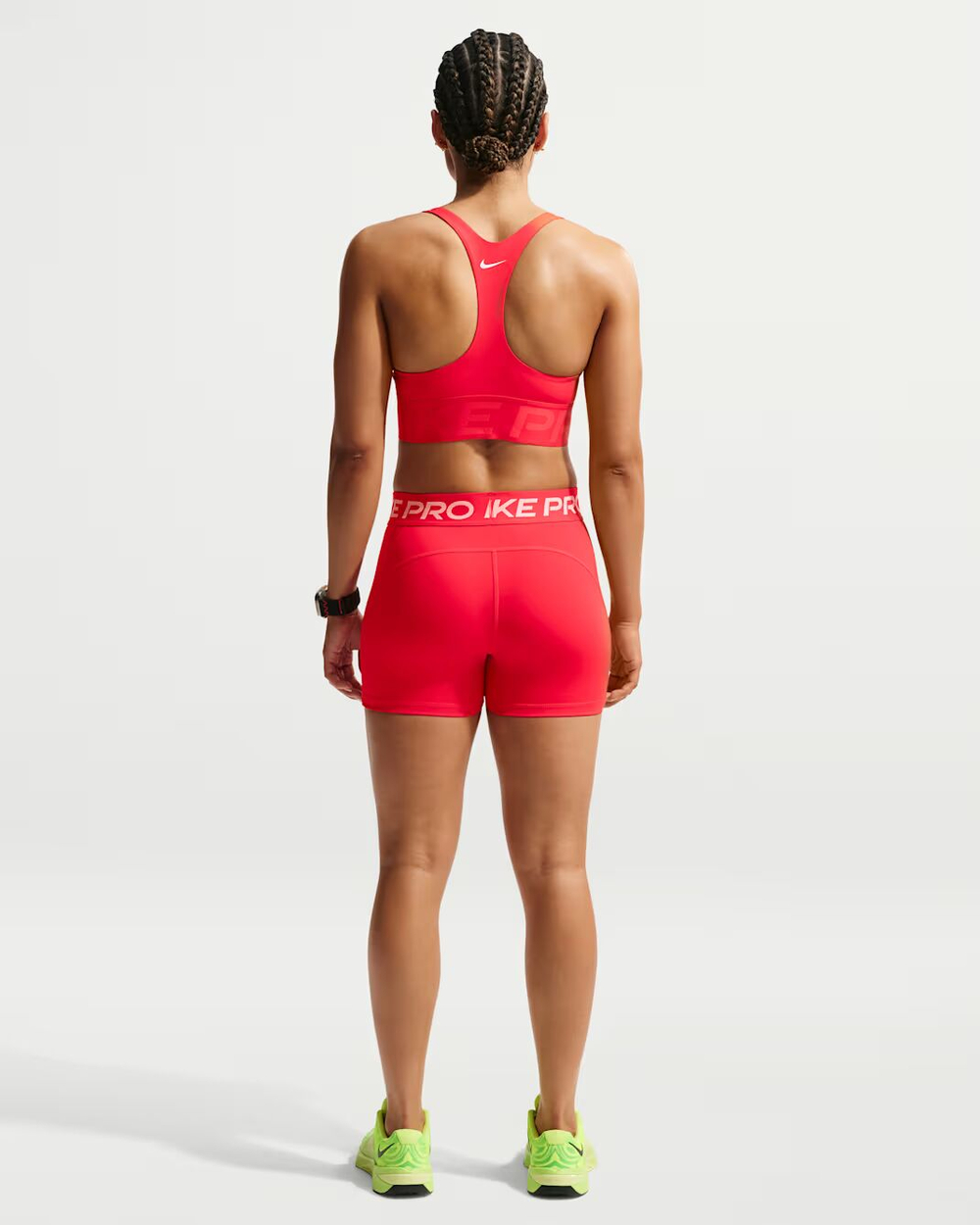 Nike Pro Sculpt Женский спортивный бюстгальтер со средней поддержкой и вставками - NIKE
