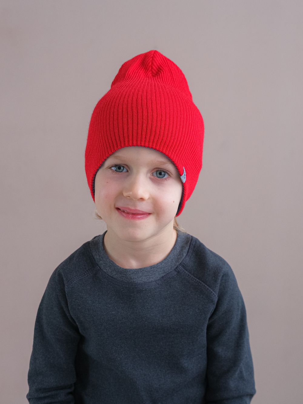 Шапка вязаная хлопковая ТВИНС(Джинс, красный)