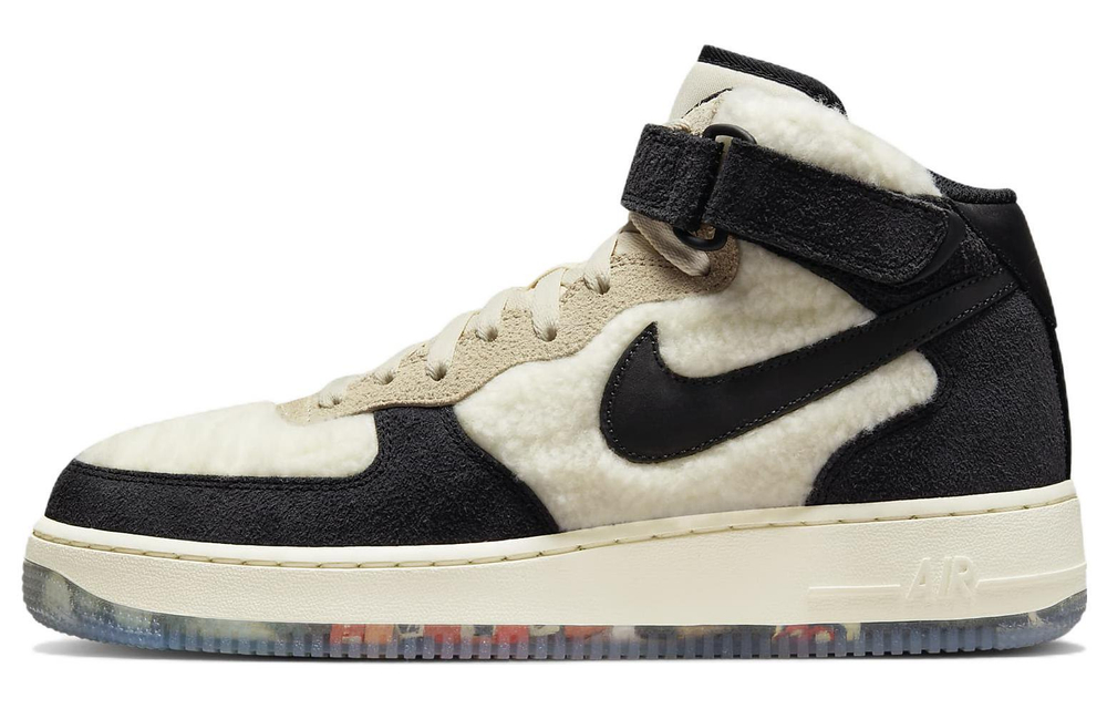 Кроссовки Nike Air Force 1 07 Premium Panda