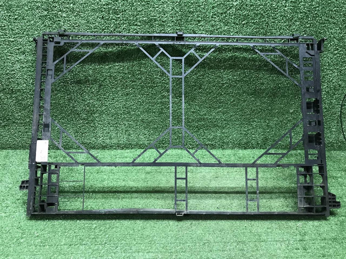 Дефлектор радиатора Porsche Panamera 971 (16-24)