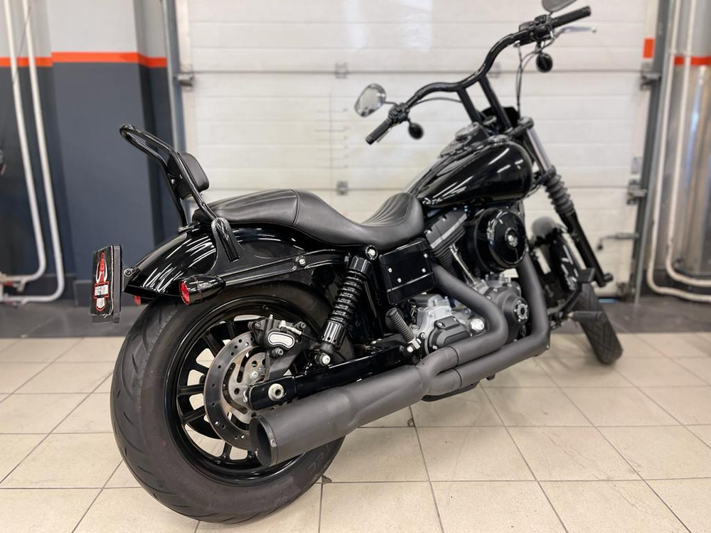 Dyna Street Bob, Harley-Davidson (2009)