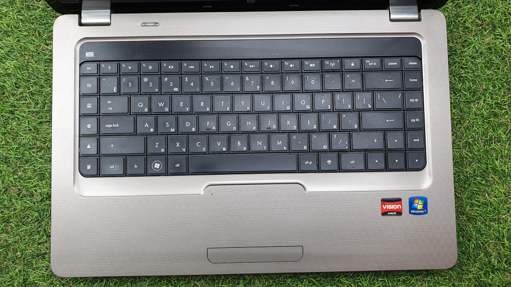Ноутбук HP G62 XF372EA  Athlon/4Gb/ Windows 7